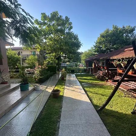 Konukevi Casa Yva Black Sea 4*